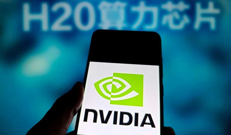 Tensions géopolitiques autour des puces H20 de Nvidia : analyse des enjeux