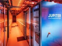 Supercalculateur Jupiter : L'Europe entre dans l'ère de l'Exaflops. Salle de serveurs informatiques.