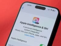 iPhone avec Apple Intelligence & Siri en version bêta. IA Apple.