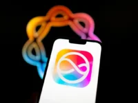 iPhone affichant l'IA de Google, Gemini. Siri d'Apple face à l'IA Google : une révolution ?