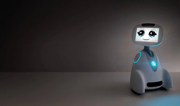 Robots compagnons : l’IA face au défi de la solitude des seniors