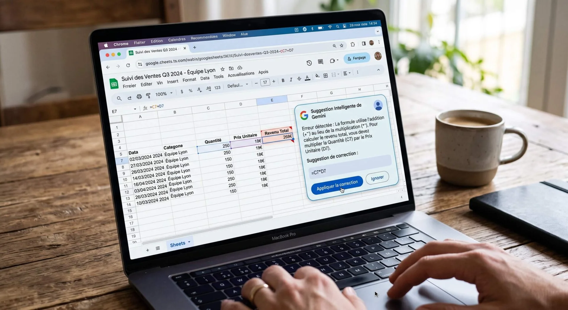 Gemini détecte une erreur de formule dans Google Sheets, proposant une correction pour le calcul du revenu total. Un gain de temps potentiel.